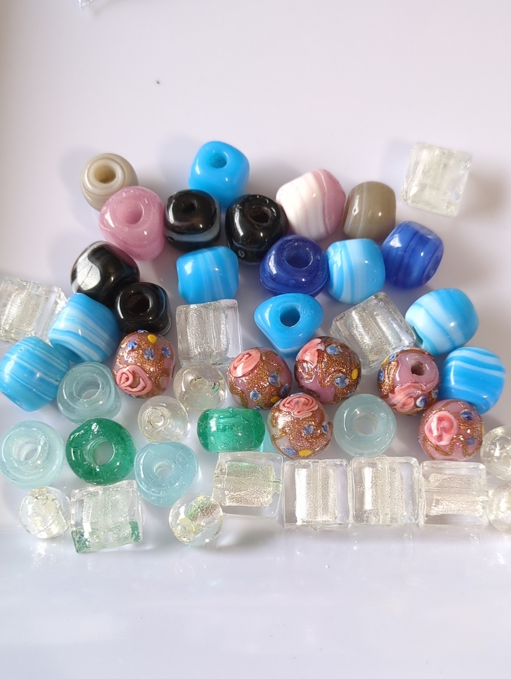 🏵️B21 Mixed Glass & Lampwork Beads Blue, Pink, Green, Clear, Black